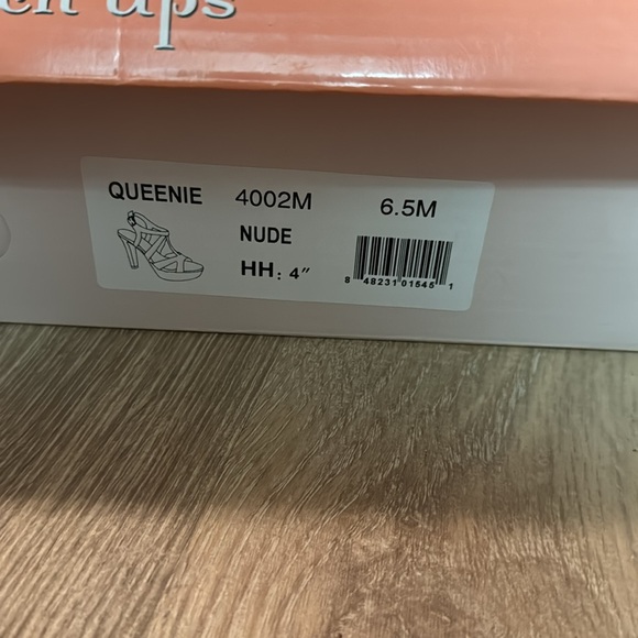 Touch up’s Women’s Highheels Brand new Nude color size 6, 8 and 9 available - Picture 6 of 6